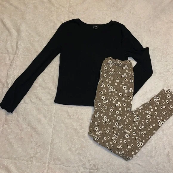 Girls Fall Bundle - Picture 1 of 7